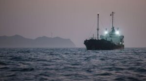 미국, 호르무즈 해협 타격으로 사이버·해상 안보 긴장 고조됨